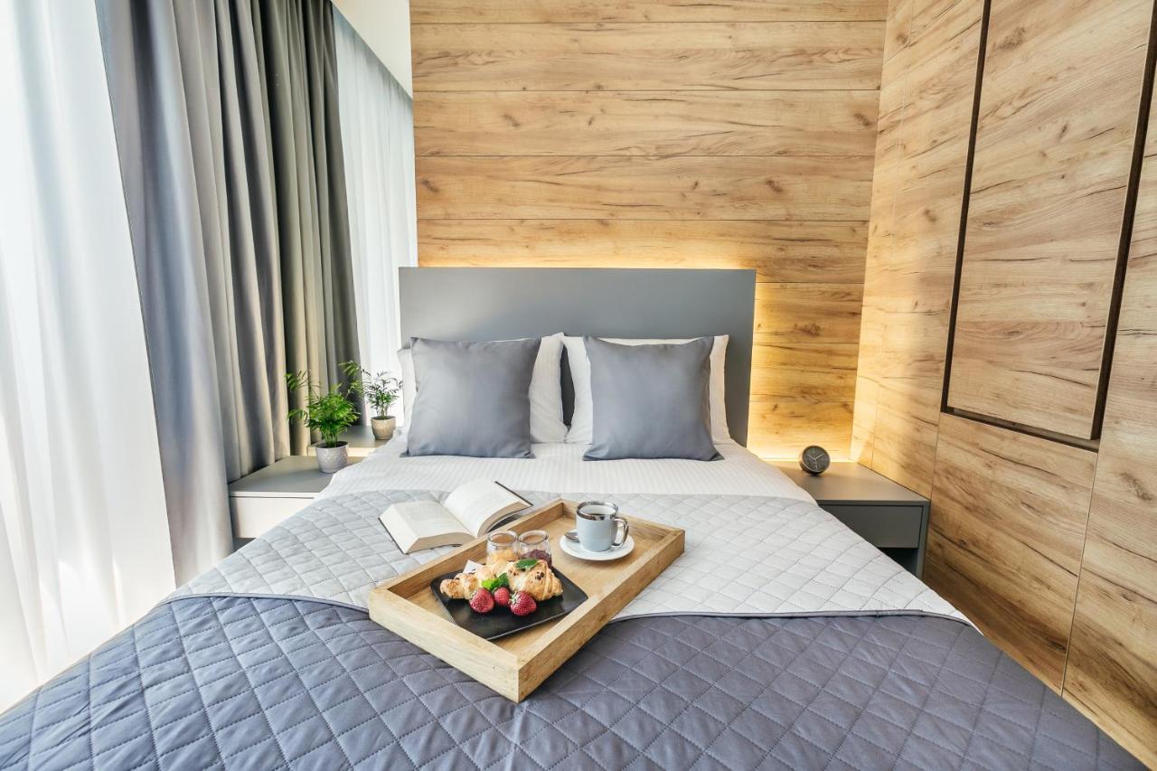 Golden Queen Apartments Old Town Краков Экстерьер фото