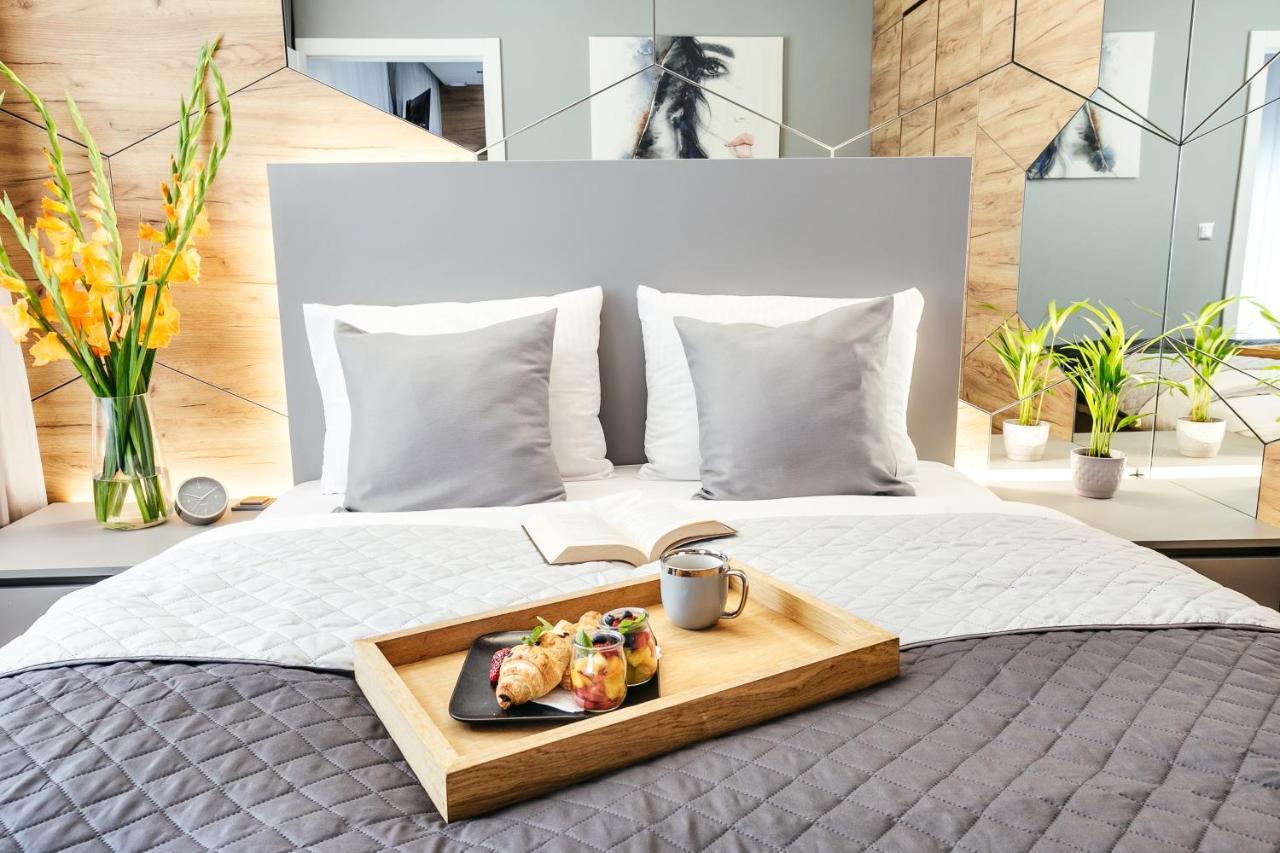 Golden Queen Apartments Old Town Краков Экстерьер фото